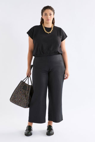 Burnt Chocolate Kruis Tee