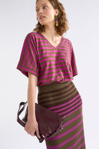 Seter Tee in Olive/Fuchsia