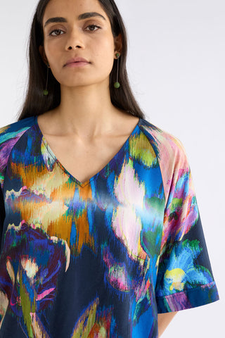 Moda V Neck Top Vaara Print
