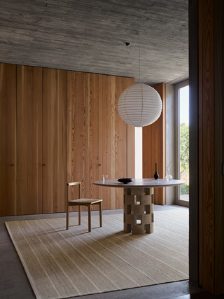 Trellis Rug Natural/White