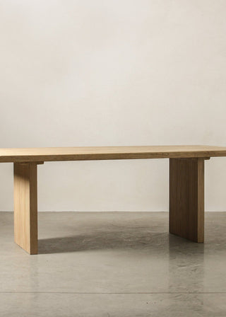 Kora Dining Table